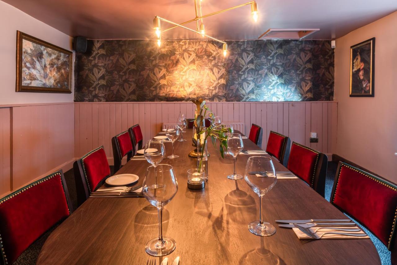The Bell By Innkeeper'S Collection Aston Clinton Экстерьер фото
